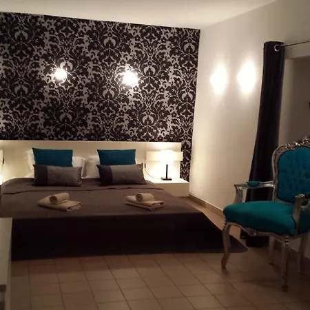 Toupian Hébergement de vacances Goudargues